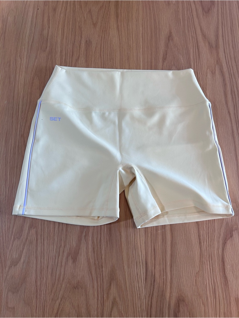 SET Active Luxform Lux Pipe Shorts - Buttercream Yellow Size XXL NWOT